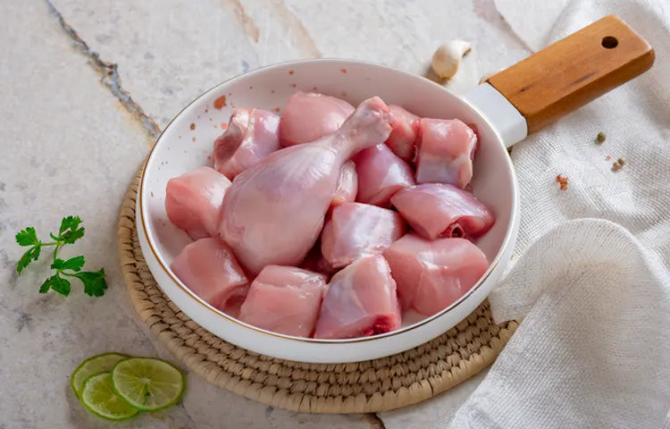 🍛 Chicken Curry Cut (Whole) – Skin Off - 3 (lb)